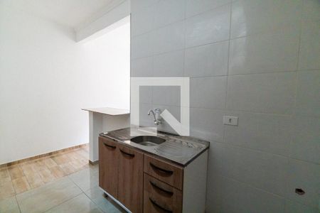 Sala/Cozinha de casa para alugar com 2 quartos, 44m² em Vila Campestre, São Paulo