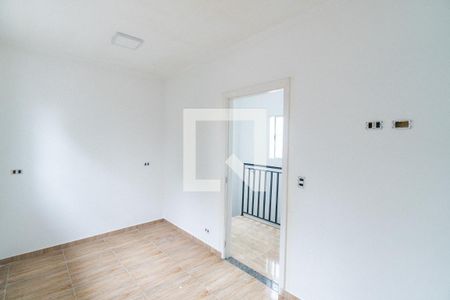 Quarto de casa para alugar com 2 quartos, 44m² em Vila Campestre, São Paulo