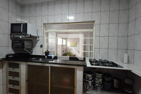 Casa à venda com 449m², 5 quartos e 2 vagasCozinha
