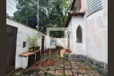 Casa à venda com 370m², 4 quartos e 4 vagas
