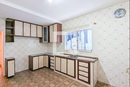 Casa para alugar com 120m², 3 quartos e 1 vaga Casa para alugar com 120m², 3 quartos e 1 vagaCozinha