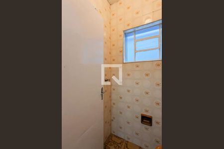 Casa para alugar com 120m², 3 quartos e 1 vaga Casa para alugar com 120m², 3 quartos e 1 vagaBanheiro de serviço