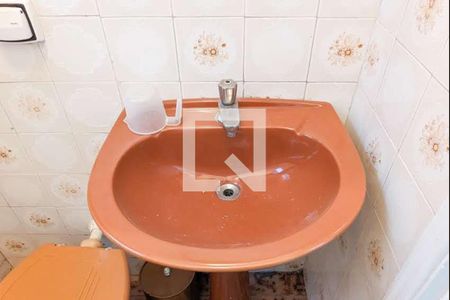 Casa para alugar com 120m², 3 quartos e 1 vaga Casa para alugar com 120m², 3 quartos e 1 vagaBanheiro de serviço