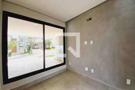 Sala de TV de casa de condomínio à venda com 4 quartos, 286m² em Swiss Park, Campinas