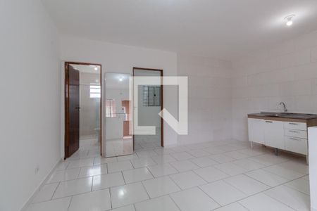 Sala / Cozinha de casa de condomínio para alugar com 1 quarto, 45m² em Jardim Piracuama, São Paulo