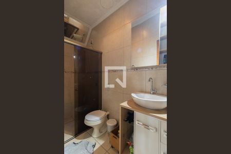 Banheiro de apartamento à venda com 1 quarto, 50m² em Cristal, Porto Alegre