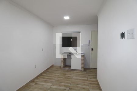 Sala/Cozinha de kitnet/studio para alugar com 1 quarto, 30m² em Ermelino Matarazzo, São Paulo