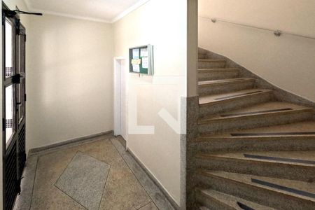 Apartamento para alugar com 76m², 2 quartos e 1 vagaÁrea Comum - Escadas de Acesso ao Apartamento 