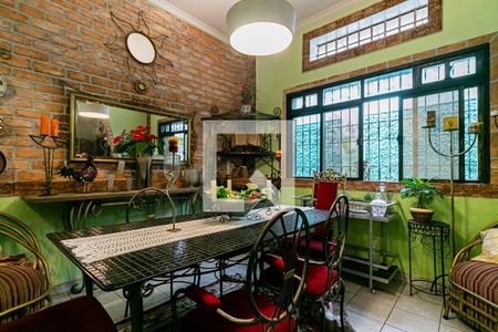 Sala de casa à venda com 2 quartos, 280m² em Chácara Califórnia, São Paulo