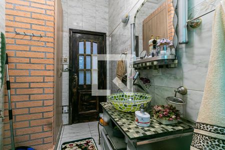 Casa à venda com 280m², 2 quartos e 1 vagaBanheiro 2