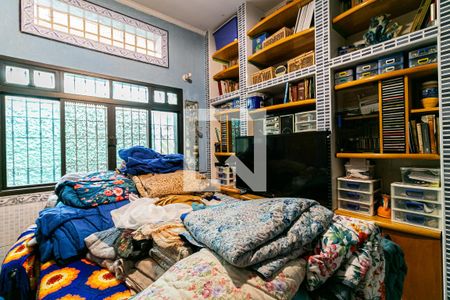 Casa à venda com 280m², 2 quartos e 1 vagaDormitório 2 