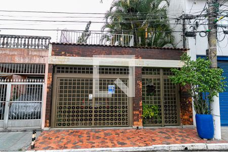 Casa à venda com 280m², 2 quartos e 1 vagaFachada