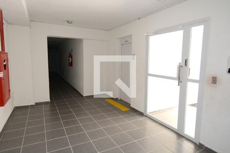 Hall social de apartamento para alugar com 2 quartos, 44m² em Usina Piratininga, São Paulo