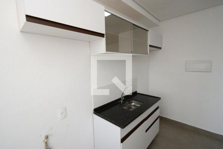 Cozinha de apartamento à venda com 2 quartos, 44m² em Usina Piratininga, São Paulo