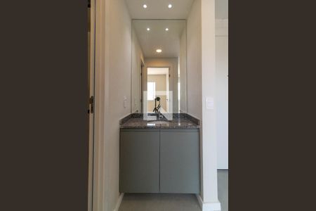 Banheiro de apartamento para alugar com 2 quartos, 35m² em Várzea da Barra Funda, São Paulo
