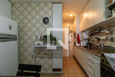 Apartamento à venda com 100m², 3 quartos e 2 vagasCozinha