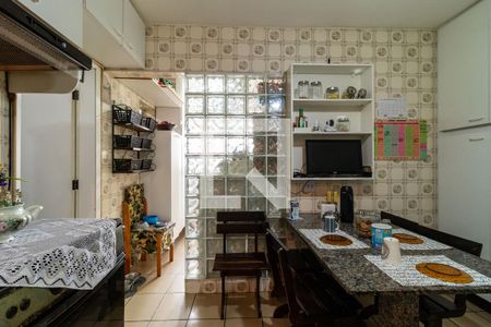 Apartamento à venda com 100m², 3 quartos e 2 vagasCozinha
