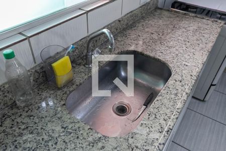 Casa à venda com 105m², 3 quartos e 3 vagas Casa à venda com 105m², 3 quartos e 3 vagasCasa 1 - Cozinha