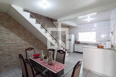 Casa à venda com 105m², 3 quartos e 3 vagas Casa à venda com 105m², 3 quartos e 3 vagasCasa 1 - Copa