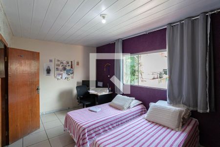 Casa 1 - Quarto 1 de casa à venda com 3 quartos, 105m² em Santa Monica, Belo Horizonte