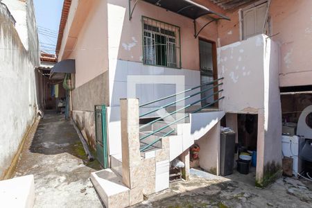 Casa à venda com 105m², 3 quartos e 3 vagas Casa à venda com 105m², 3 quartos e 3 vagasQuintal
