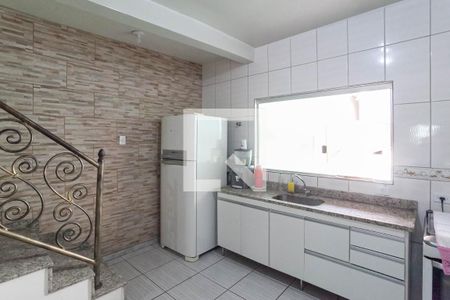 Casa à venda com 105m², 3 quartos e 3 vagas Casa à venda com 105m², 3 quartos e 3 vagasCasa 1 - Cozinha