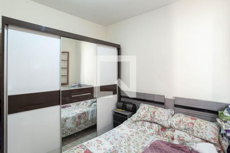 Casa à venda com 105m², 3 quartos e 3 vagas Casa à venda com 105m², 3 quartos e 3 vagasCasa 2 - Quarto 1