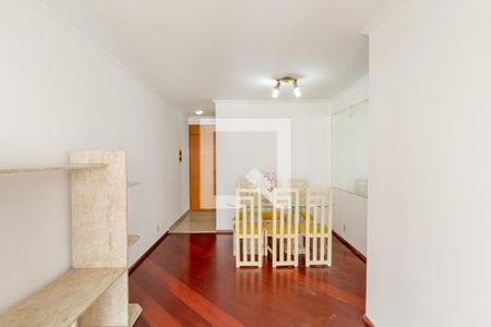 Sala de apartamento para alugar com 3 quartos, 63m² em Parque Bristol, São Paulo