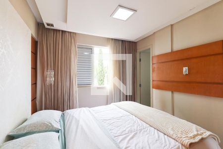 Apartamento à venda com 75m², 3 quartos e 1 vagaQuarto 2 