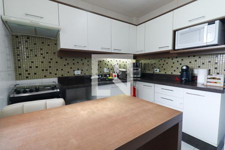 Apartamento à venda com 75m², 3 quartos e 1 vagaCozinha