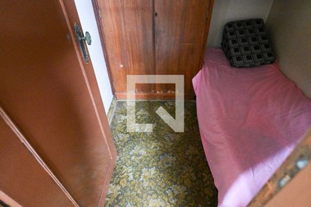 Apartamento para alugar com 130m², 3 quartos e sem vagaQuarto de Serviço