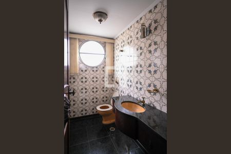 Apartamento para alugar com 130m², 3 quartos e sem vagaLavabo