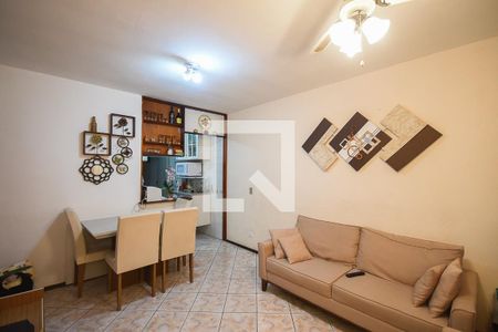 Sala de casa à venda com 2 quartos, 68m² em Jardim Kuabara, Taboão da Serra