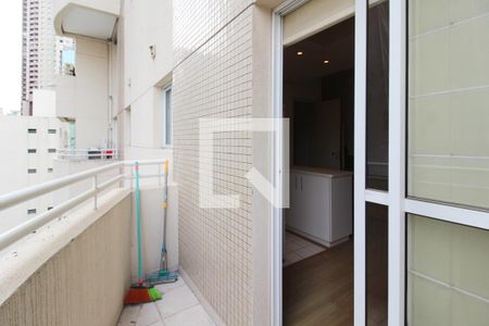 Varanda  de apartamento à venda com 1 quarto, 47m² em Itaim Bibi, São Paulo