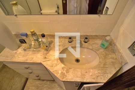 Apartamento à venda com 104m², 3 quartos e 2 vagas Apartamento à venda com 104m², 3 quartos e 2 vagasBanheiro