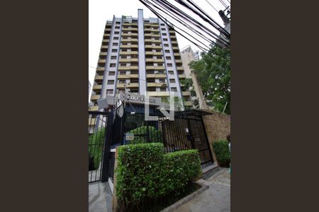 Apartamento à venda com 104m², 3 quartos e 2 vagas Apartamento à venda com 104m², 3 quartos e 2 vagasFachada e portaria