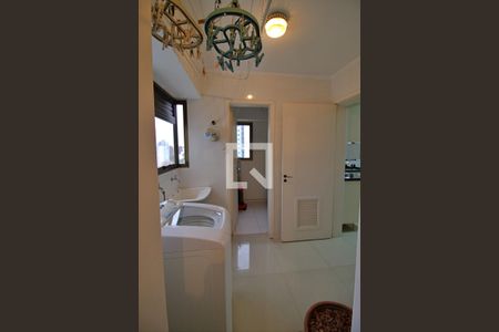 Apartamento à venda com 104m², 3 quartos e 2 vagas Apartamento à venda com 104m², 3 quartos e 2 vagasÁrea de Serviço