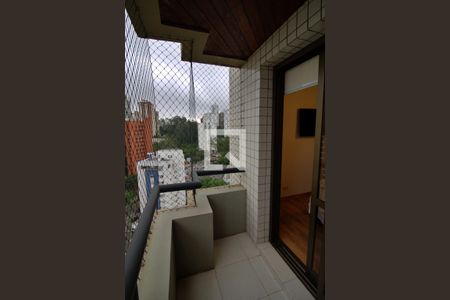 Apartamento à venda com 104m², 3 quartos e 2 vagas Apartamento à venda com 104m², 3 quartos e 2 vagasVaranda da Suíte 3