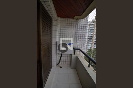 Apartamento à venda com 104m², 3 quartos e 2 vagas Apartamento à venda com 104m², 3 quartos e 2 vagasVaranda da Suíte 3