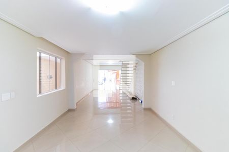 Sala de casa à venda com 3 quartos, 150m² em Campo Grande, São Paulo