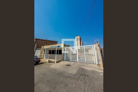 Apartamento para alugar com 70m², 2 quartos e 1 vagaFachada