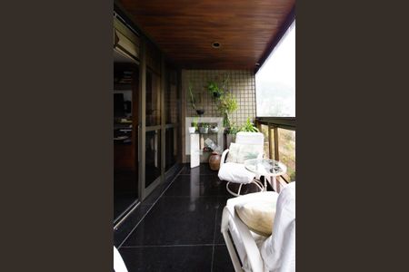 Detalhe da varanda da sala  de apartamento à venda com 4 quartos, 191m² em Lagoa, Rio de Janeiro