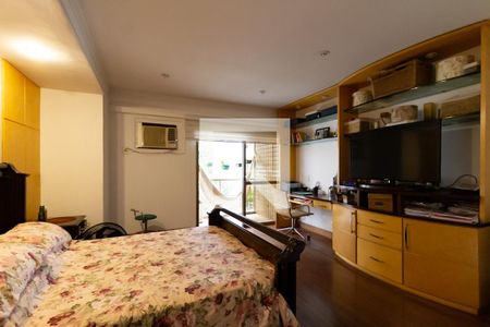 Suíte  de apartamento à venda com 4 quartos, 191m² em Lagoa, Rio de Janeiro