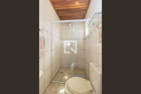 Casa à venda com 181m², 4 quartos e 4 vagasBanheiro 2