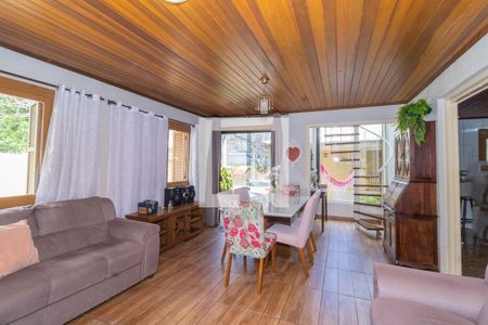 Sala de casa à venda com 4 quartos, 181m² em São José, Canoas