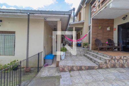 Casa à venda com 181m², 4 quartos e 4 vagasQuintal