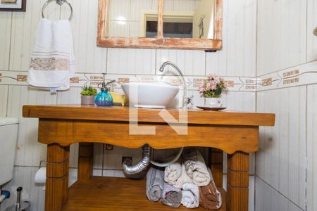 Casa à venda com 181m², 4 quartos e 4 vagasBanheiro 1