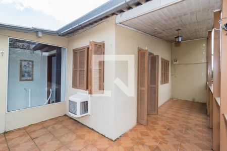Casa à venda com 181m², 4 quartos e 4 vagasQuarto 1-Varanda