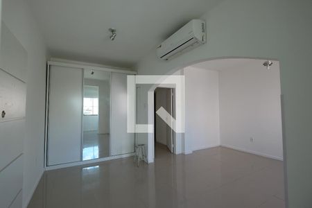 Quarto 1 de apartamento à venda com 3 quartos, 98m² em Floresta, Porto Alegre