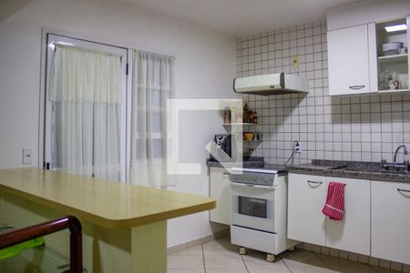 Casa de condomínio à venda com 192m², 4 quartos e 4 vagasCozinha